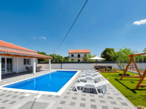 Holiday Home Sunshine
